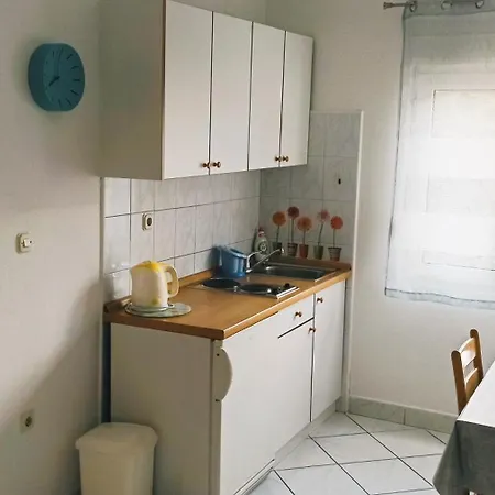 Igor Apartment